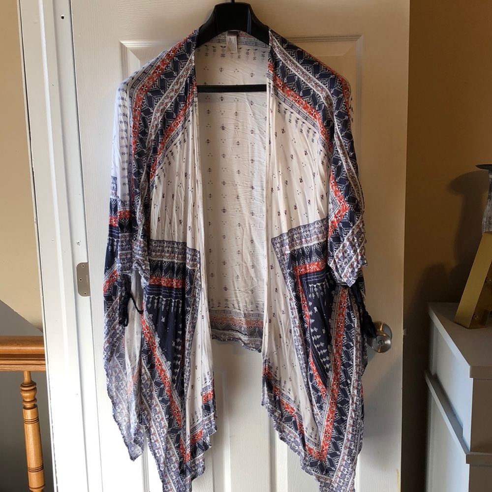 Red white and blue Kimono with ties